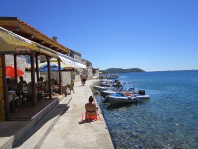 tn_IMG_0783.jpg