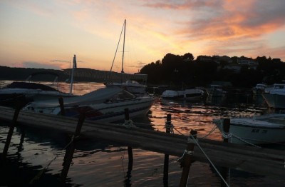 100kb7-Heimathafen.JPG (90.36 KiB) 7869 mal betrachtet 100kb7-Heimathafen.JPG